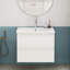 Meuble-lavabo de salle de bain avec lavabo-508443275