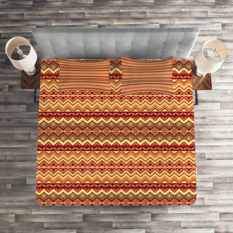 Rustic Polyester Geometric Shapes Coverlet, Queen Bedspread + 2 Shams