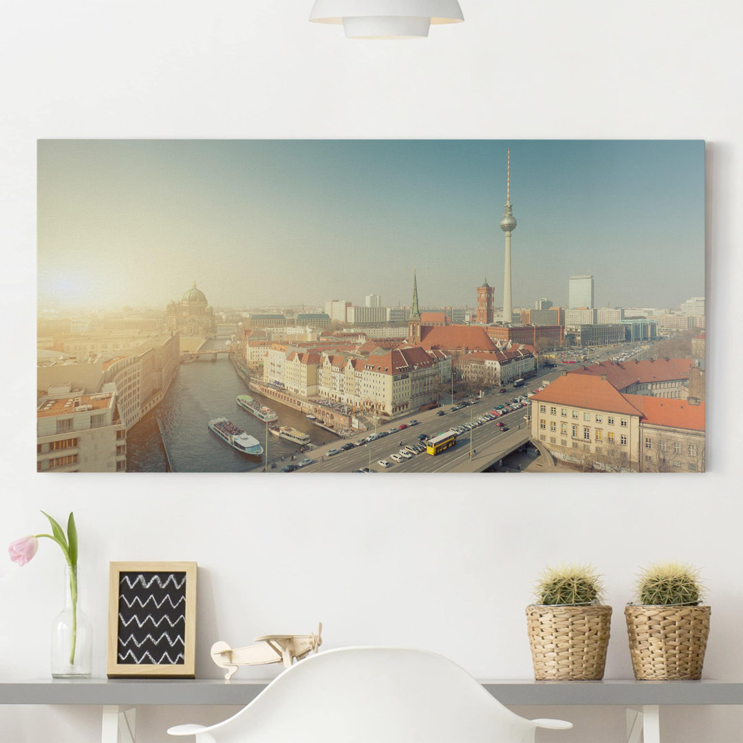 Leinwandbild - Grafikdruck „Berlin in the Morning”