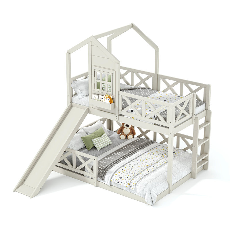 Lit superposé simple au-dessus de double PlayNook avec clôture en filet et espace de rangement PlayNook, Beige