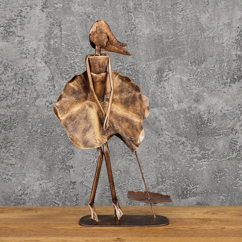 People Figurines & Sculptures