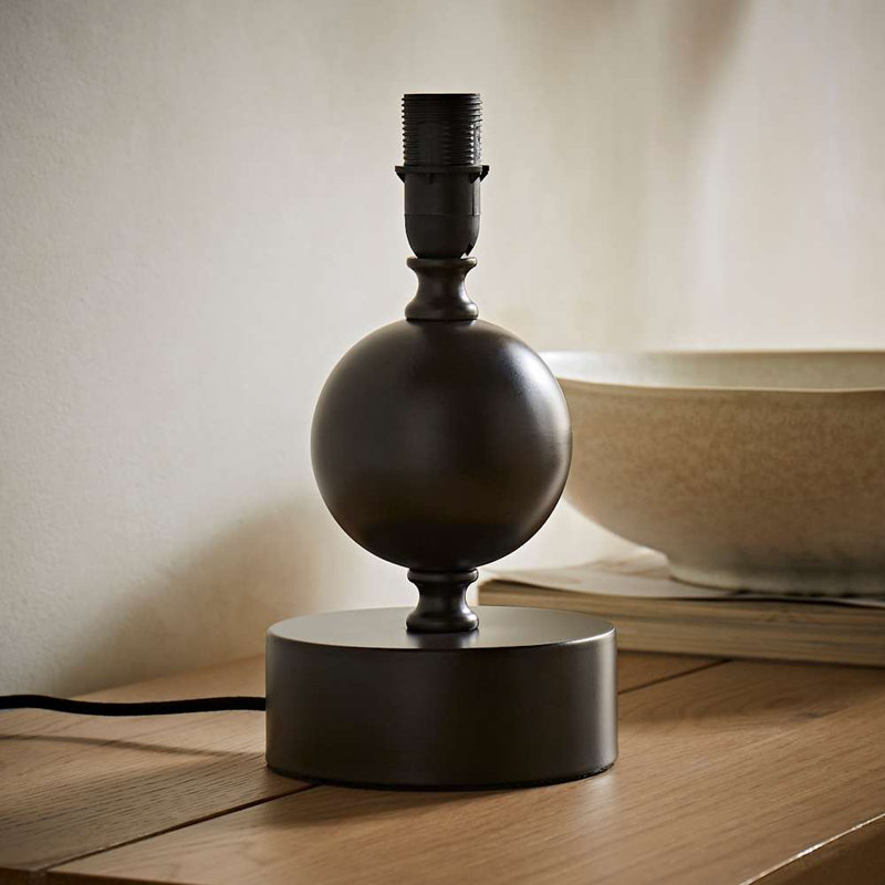 Coelho Metal Lamp Base Lamp