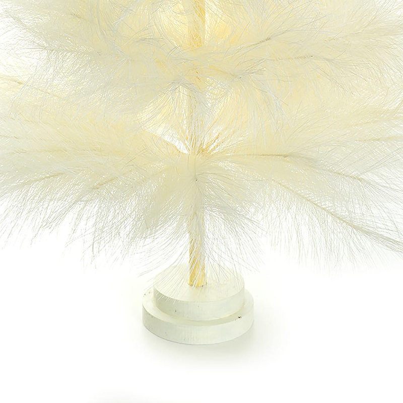 Kamp Adler 39 po Pampas, Crème
