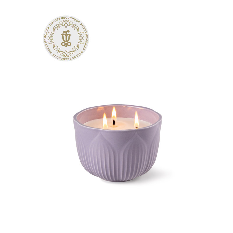 Fleurs Candle. Sweet Memories Scent
