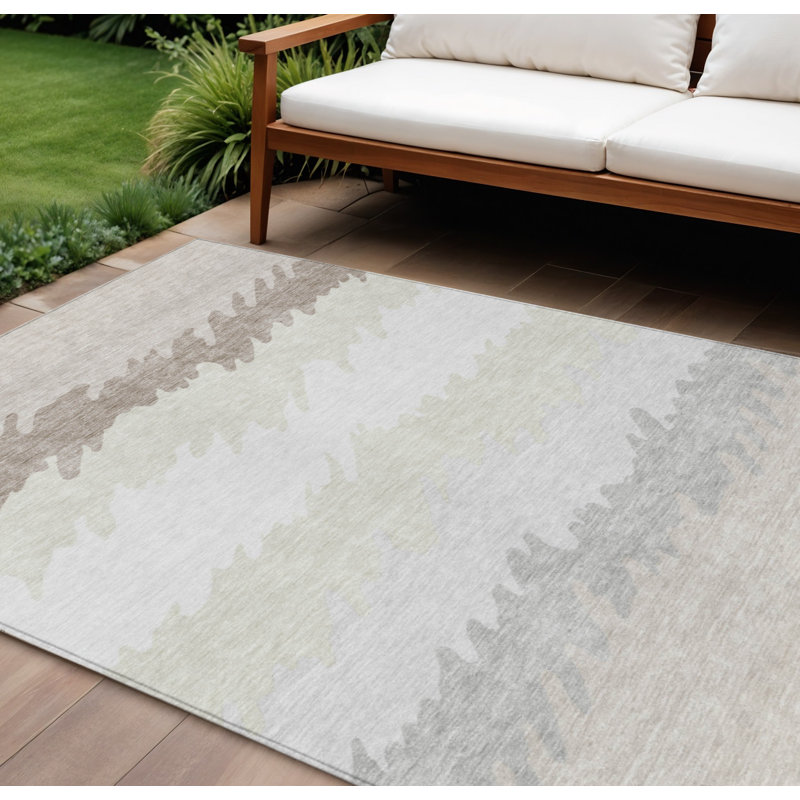 Tapis intérieur / extérieur ivoire rayé beige et taupe 8 pi x 10 pi