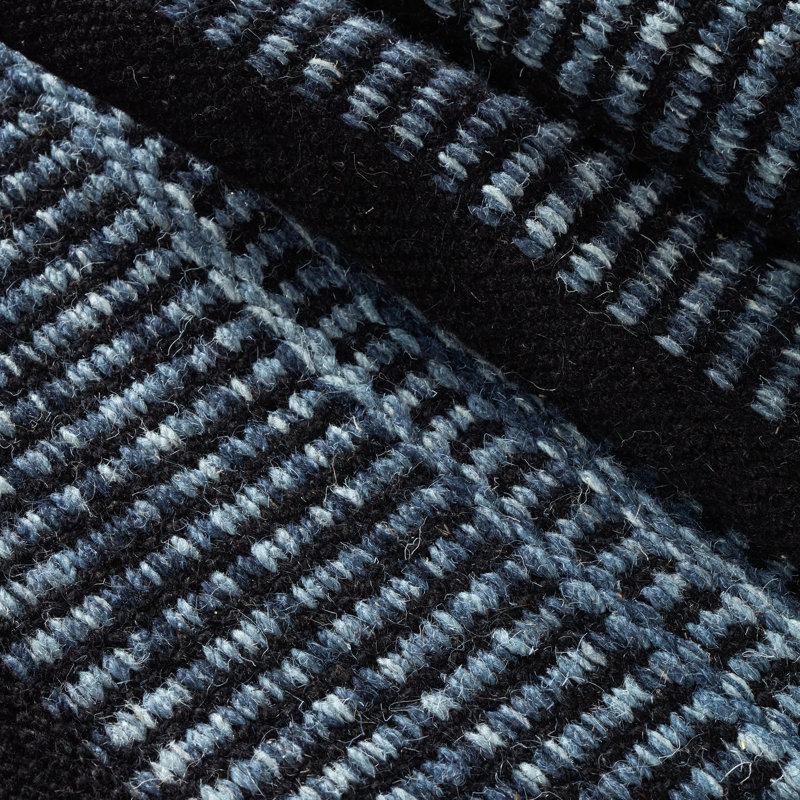 Tapis gris / ivoire à rayures fabriqué à la main Malta, Tapis de couloir 2 pi 6 po x 8 pi, Marine