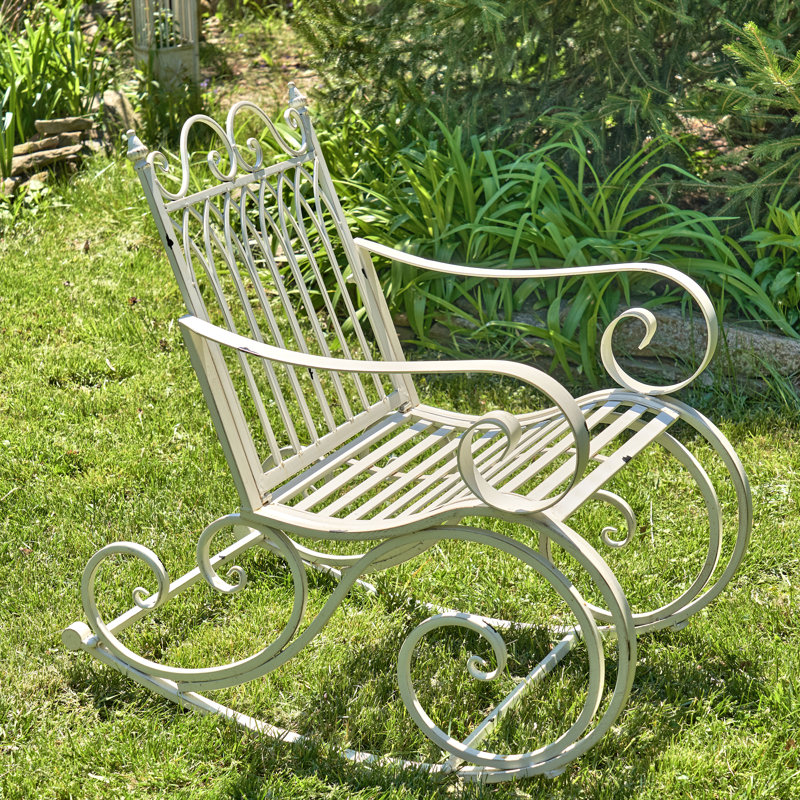 Chaise berçante d'extérieur en métal Dominy, Blanc antique