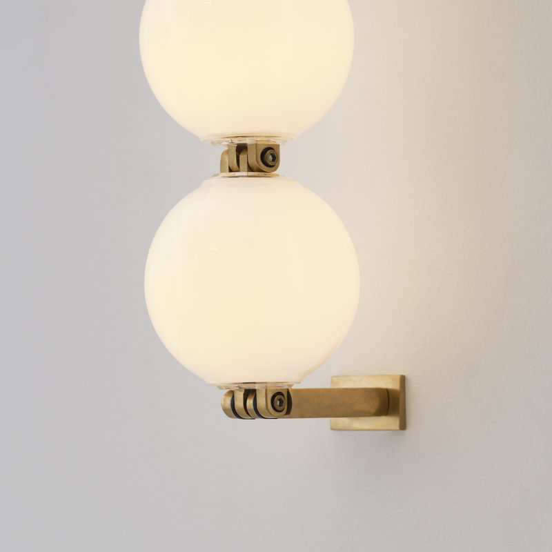 Perle 28 Sconce, Hand Rubbed Antique Brass