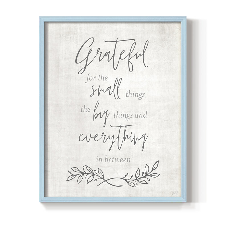 «Grateful for the Small Things», reproduction encadrée - bois massif, Bleu, H 30 po x l 24 po