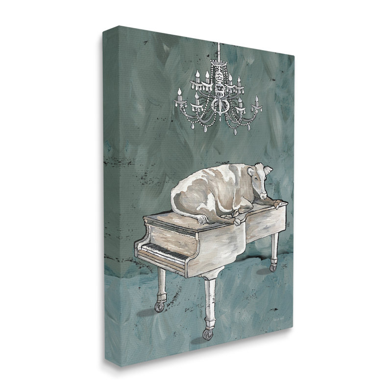 Vache reposant sur un piano, lustre fantaisie surdimensionné vert gris sur bois par Cindy Jacobs