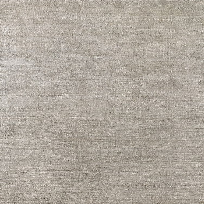 Tapis gris, Carré 7 pi