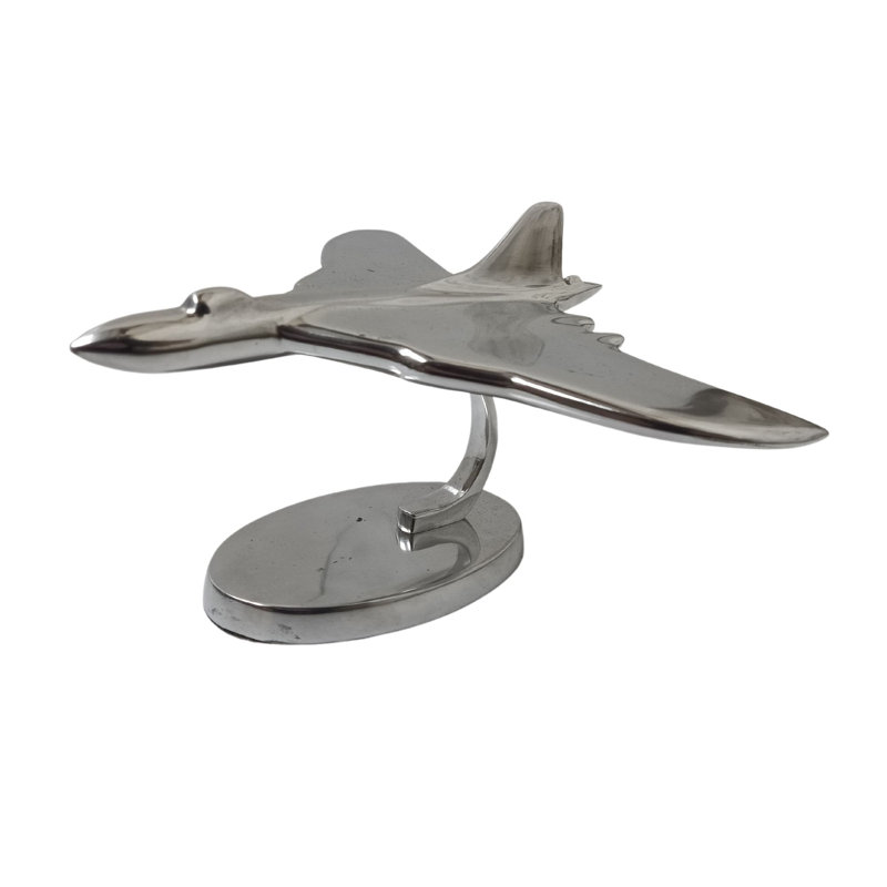 Aletza Figurines & Sculptures