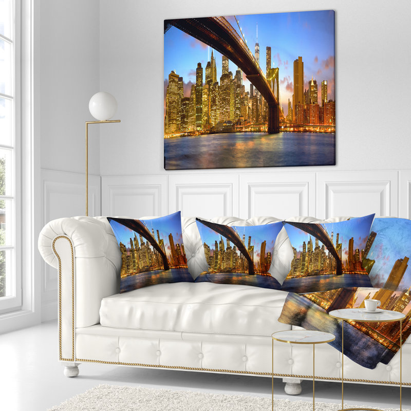Oreiller avec coussin de cityscape skyscrapers manhattan, Carrée 18 po x 18 po