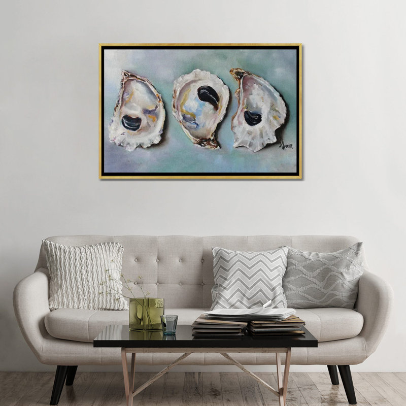 «Bay Oyster Shells» par Kristine Kainer, reproduction, Toile avec cadre flottant, H 26 po x l 40 po, Doré