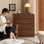 Armoire d'appoint en noyer massif