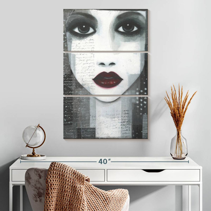 Portrait de fille Leisha City, H 32 po x l 20 po