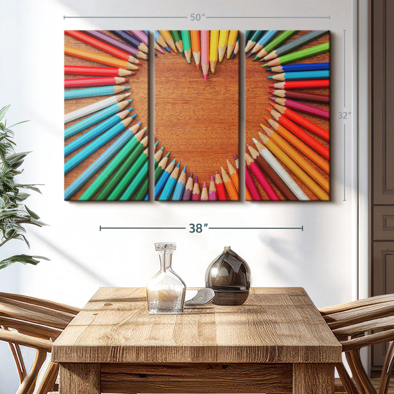 «Heart Shaped Pencils» sur toile, H 50 po x l 32 po