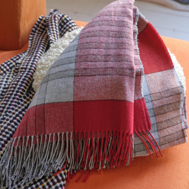 Bankura Pimento Throw 
