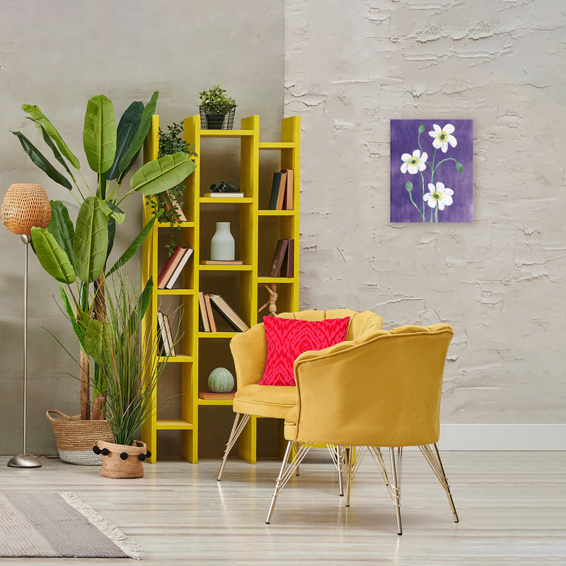 Trio de coquelicots en acrylique, design par Camila Juncos, H 20 po x l 16 po