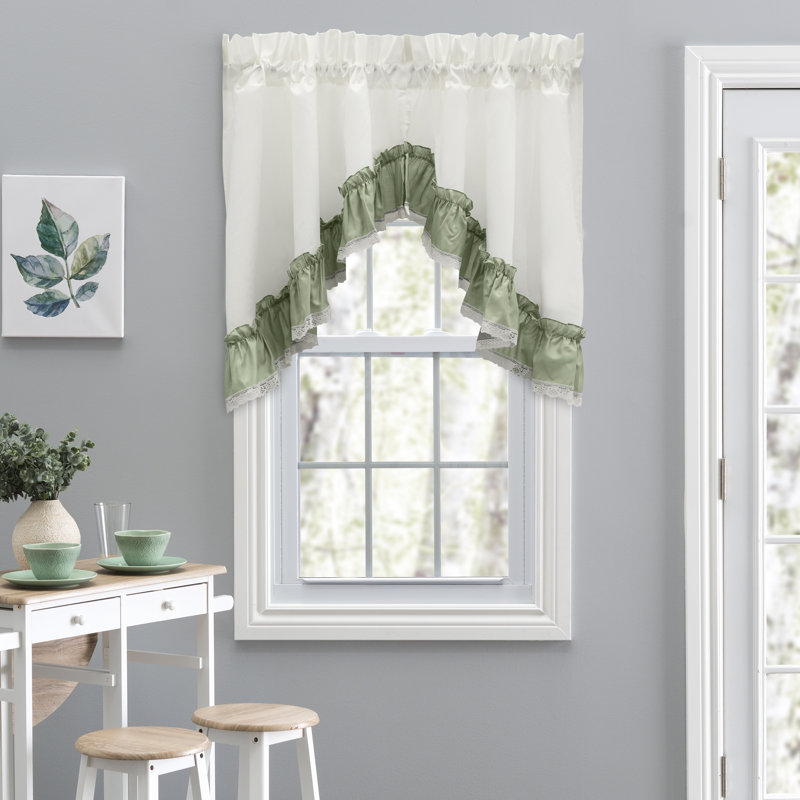 Bralynne 82'' W, Sage
