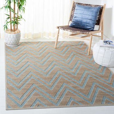 Haileymarie Paradise Performance Chevron Rug