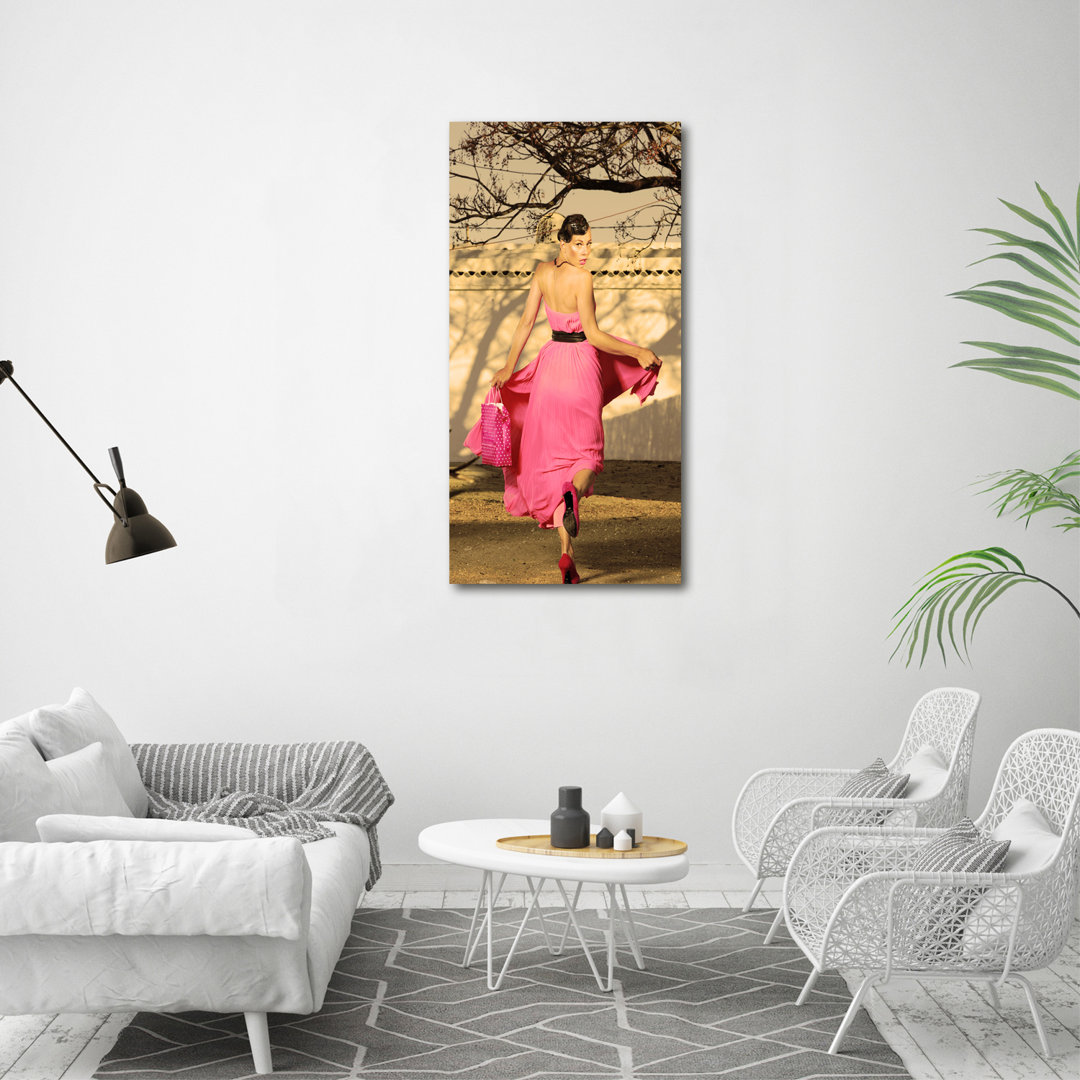 Grantville Frau in Rosa - Kunstdrucke auf Leinwand