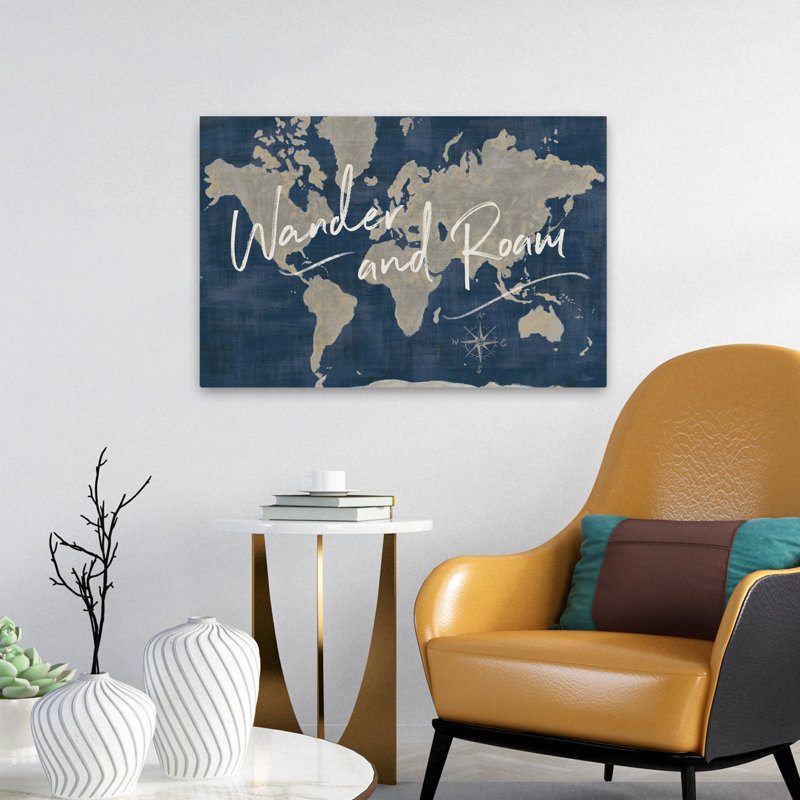 World Map Collage Deep Wander contemporain bleu gris blanc beige Compas, H 24 po x l 16 po