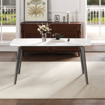 Table de salle à manger 62,99 po en pierre artificielle moderne à bord arrondi gris foncé et pieds en métal gris foncé pouvant accueillir 6 personnes (table de salle à manger seulement)