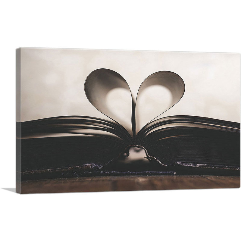 Book Heart Page - ensemble de 3 reproductions de photos sur toile tendue, H 12 po x l 18 po x P 0,75 po