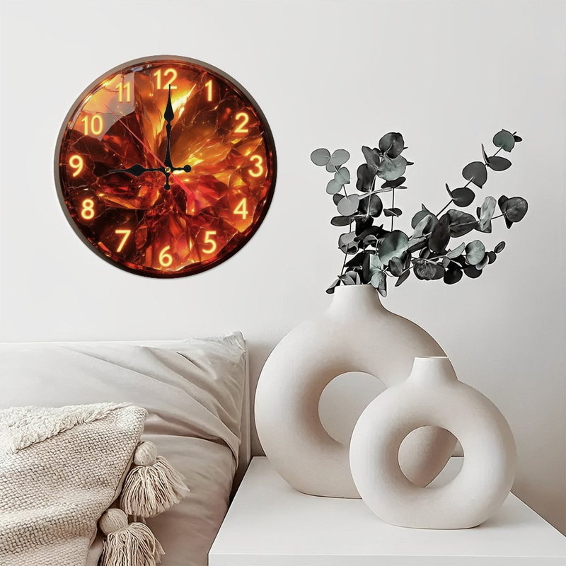 Horloge craquelée, chiffres lumineux