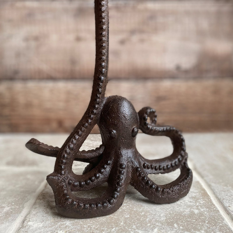 Laskie Iron Freestanding Paper Towel Holder