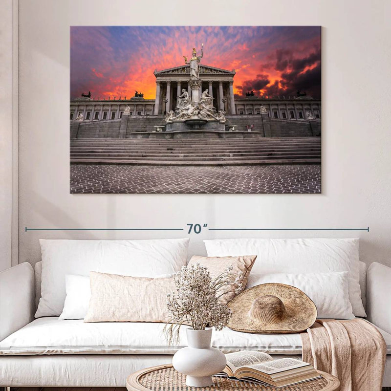 Lilie Vienna, 34" H x 51" W
