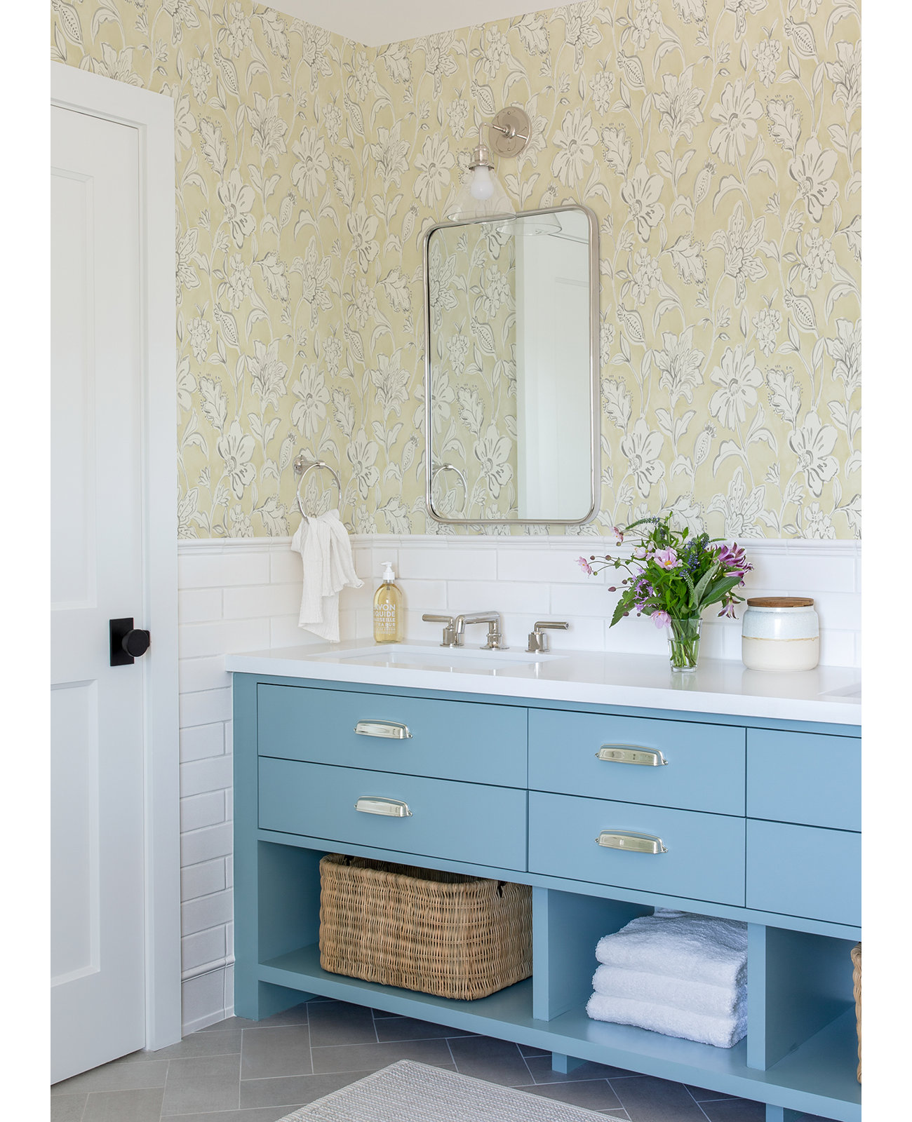 Chelsea Floral Wallpaper, Yellow