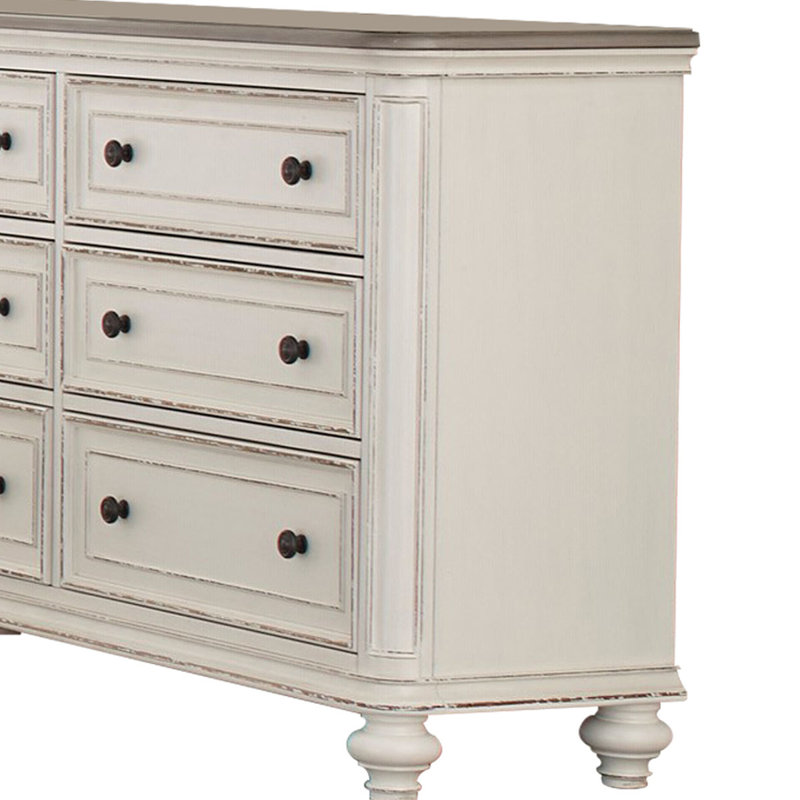 Commode 6 tiroirs en bois avec détails vieillis