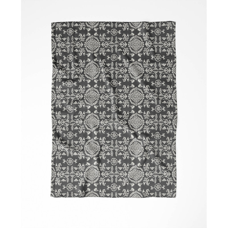 Couverture en velours de polaire Aubry, Charcoal Floral, L 60 po x l 50 po