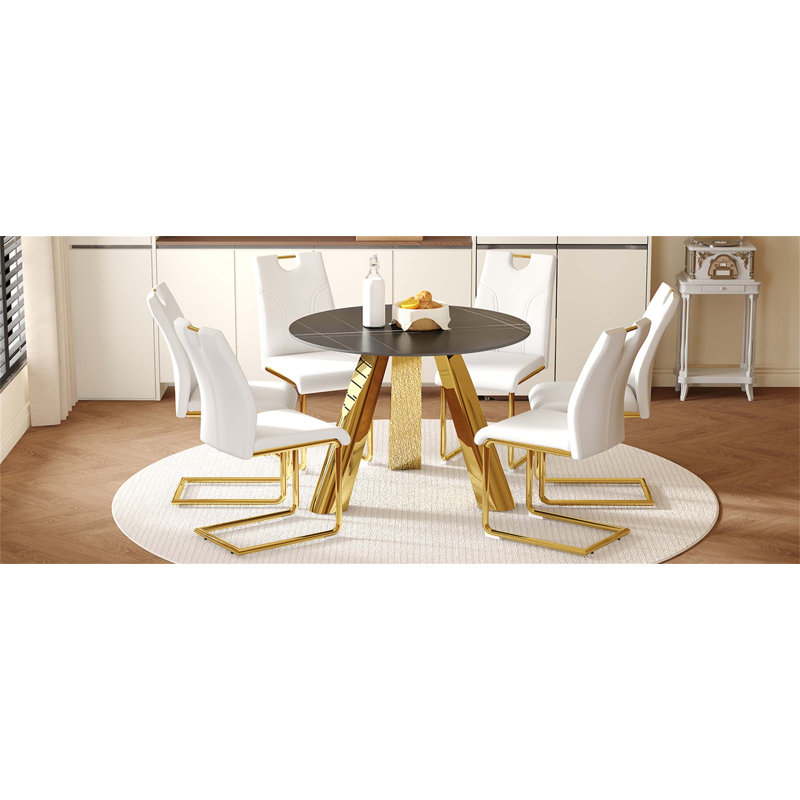 Ensemble de salle à manger exquis avec table ronde et chaises au design unique, idéal pour les réunions de famille et les dîners formels