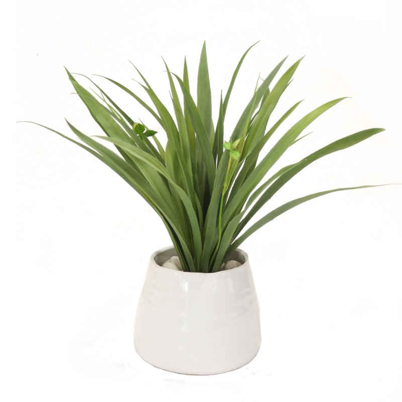 Herbe à feuillage artificiel 15 po dans un vase décoratif
