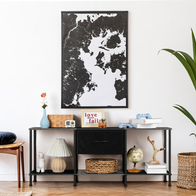 Meuble télé l 47,2 po avec tiroir en tissu et tablettes ouvertes, console en bois gris foncé et métal noir pour le salon