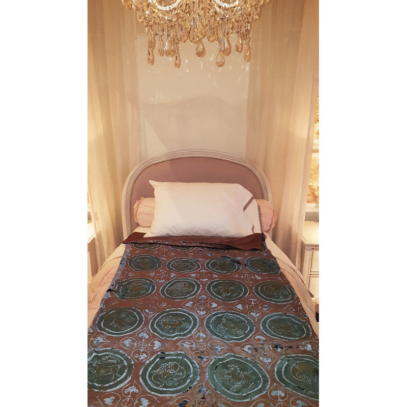 Fresco Velvet Throw