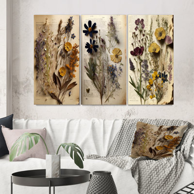 «Dried Vintage Wildflowers VI», 3 pièces sur toile