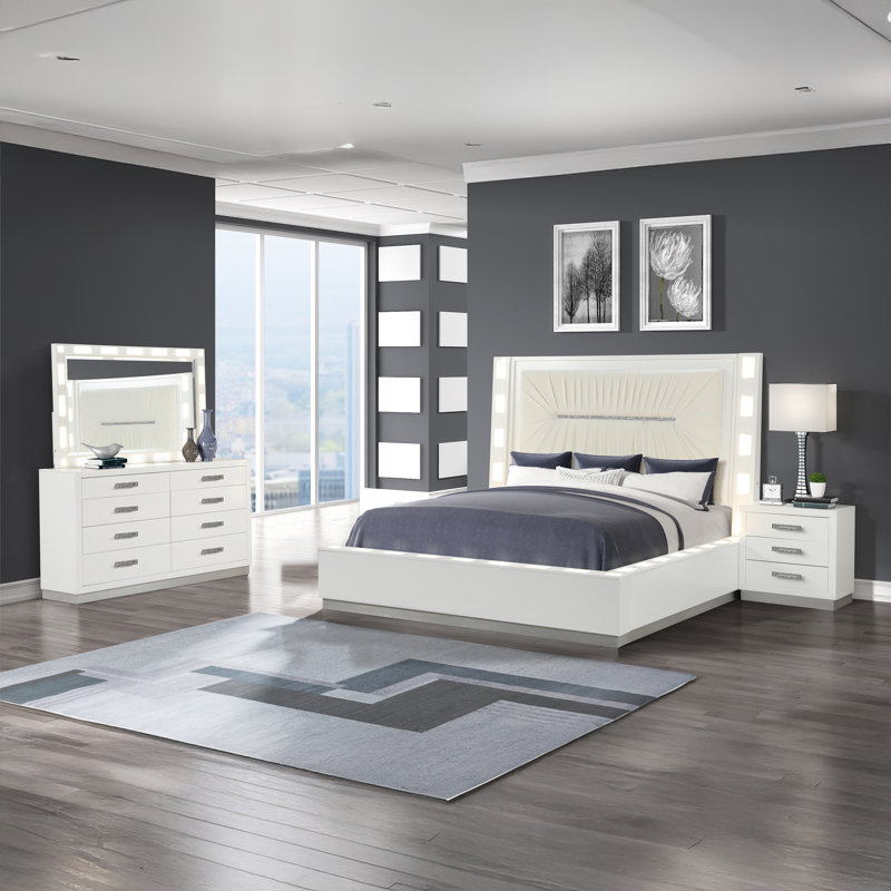Ensemble de chambre à coucher 4 pièces Vannida, Très grand