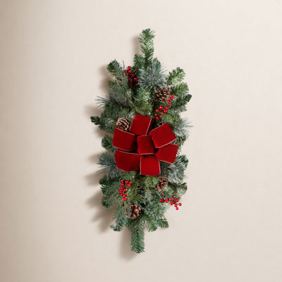 Hafner Lighted Faux Pine Swag