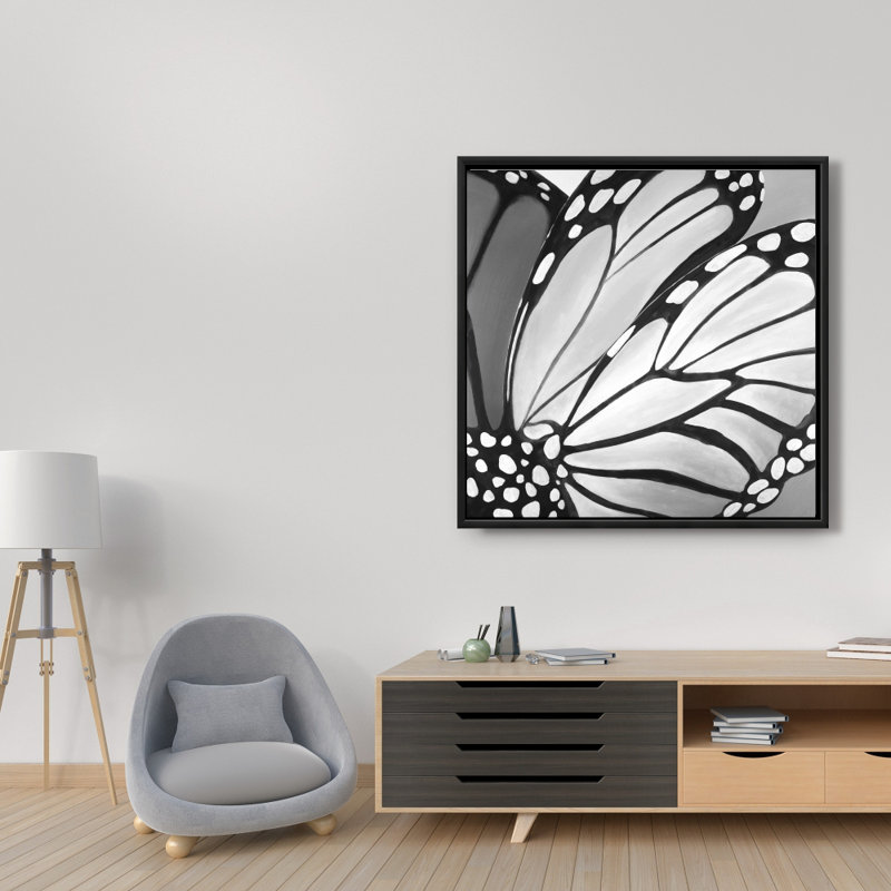 " Monarch Wings Closeup "