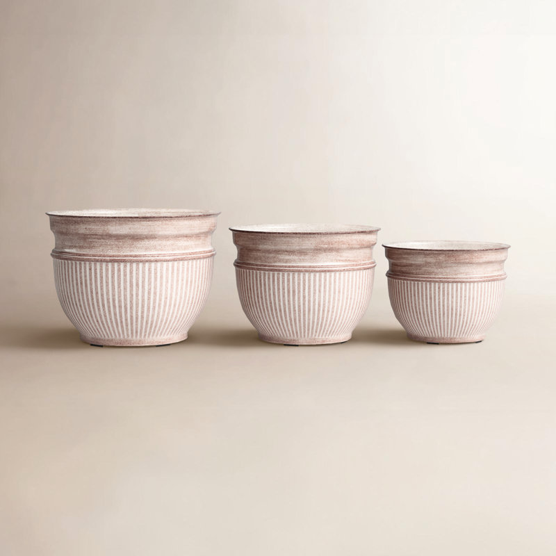 Camelia Planter, Cream