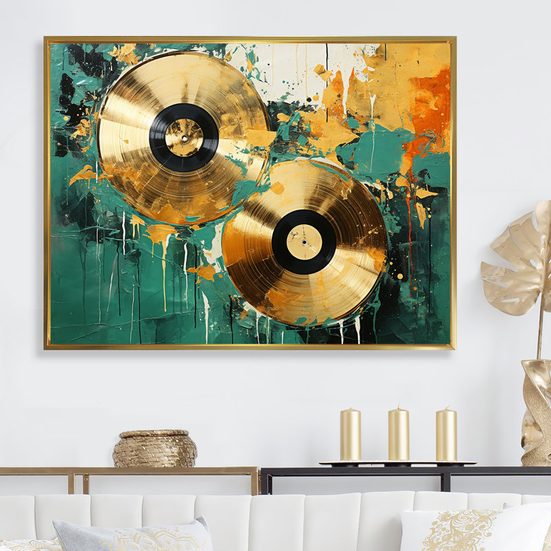 Minimalisme, disques vinyle I sur toile, Cadre flottant doré, H 34 po x l 44 po x P 1,5 po