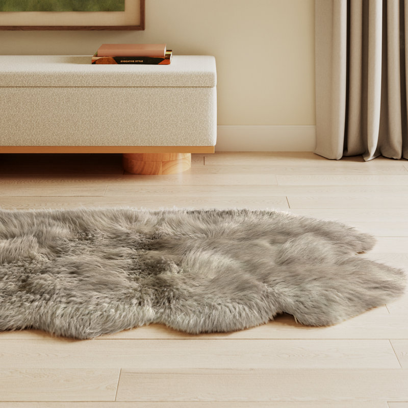 Kashmir Sheepskin Indoor Rug, Novelty 3'6" x 5'6"