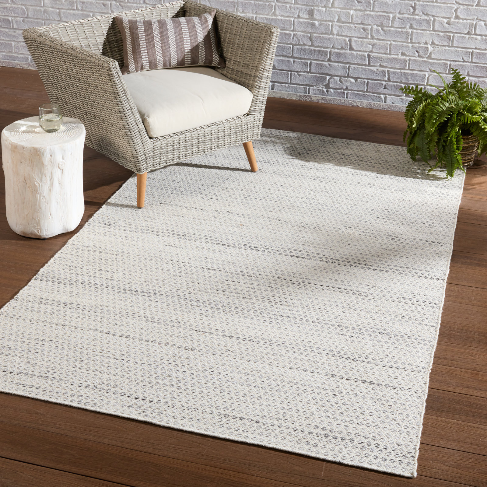 Gino Handmade Performance Cream/Gray Indoor/Outdoor Rug, Rectangle 4' x 6'