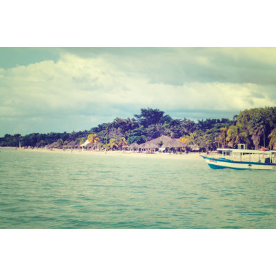 Photo Boat Beach - Wrapped Canvas Print