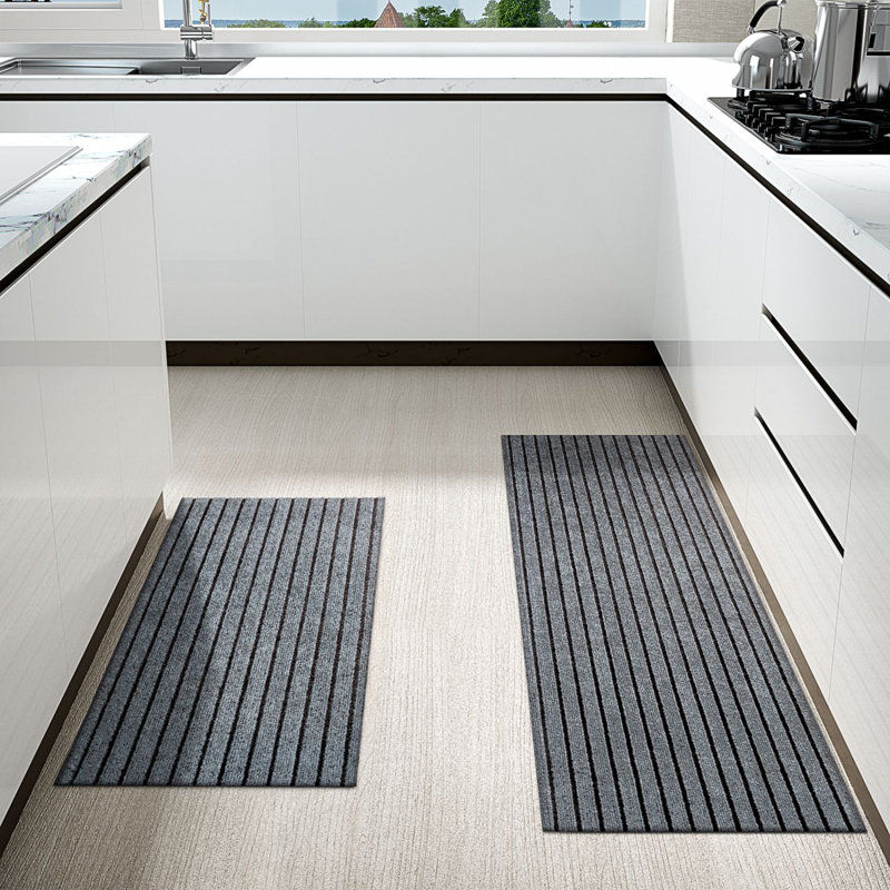 Tapis de cuisine Danyielle, Tapis de couloir 1 pi 5 po x 3 pi 3 po, Gris foncé