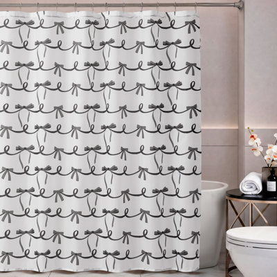 CHI Bows In A Stripe Bath Shower Set